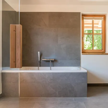 Luxury Gradenbach Near Schladming * ハウス・イム・エンスタール